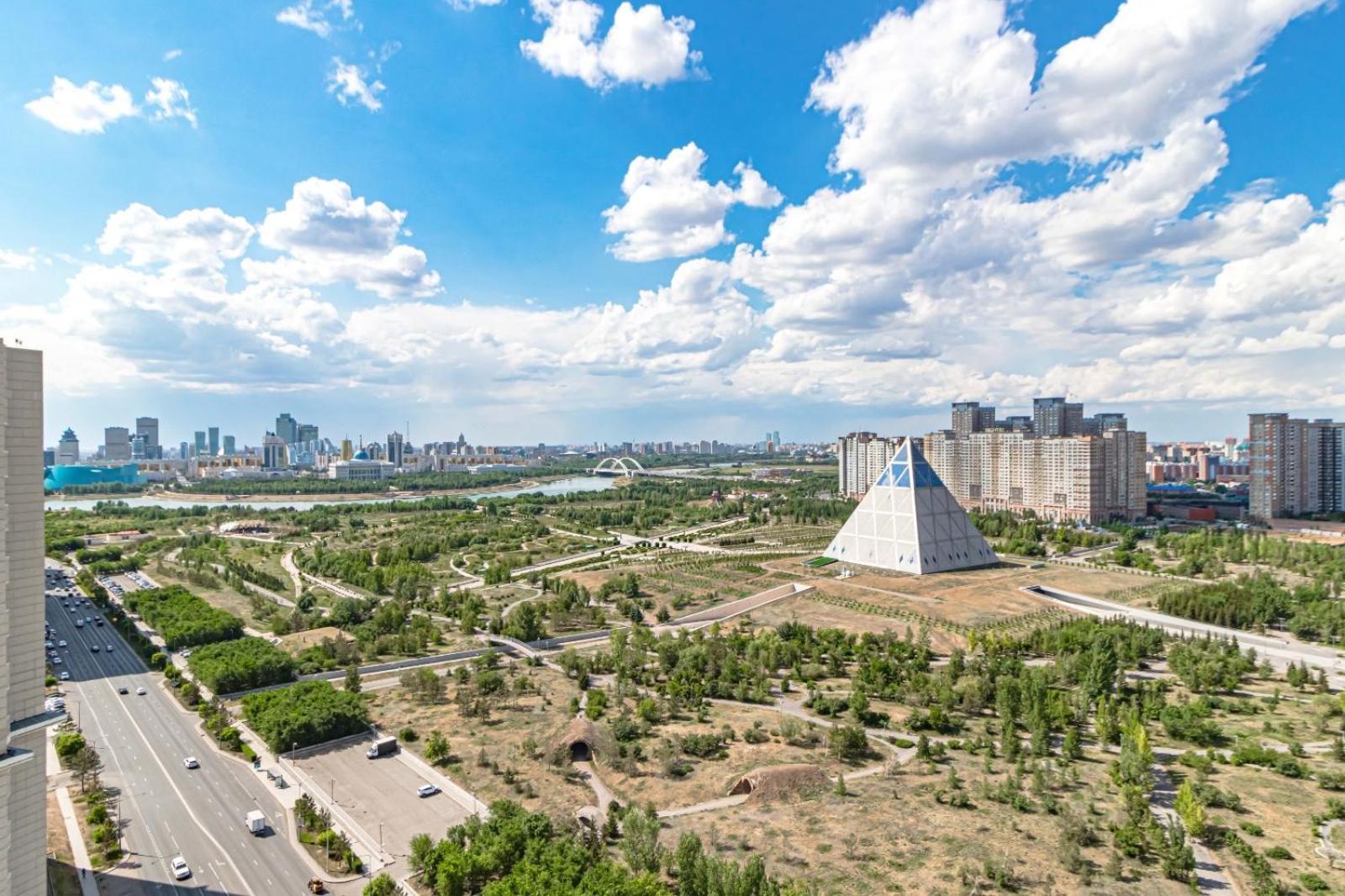 гранд Nur-Sultan (Astana)